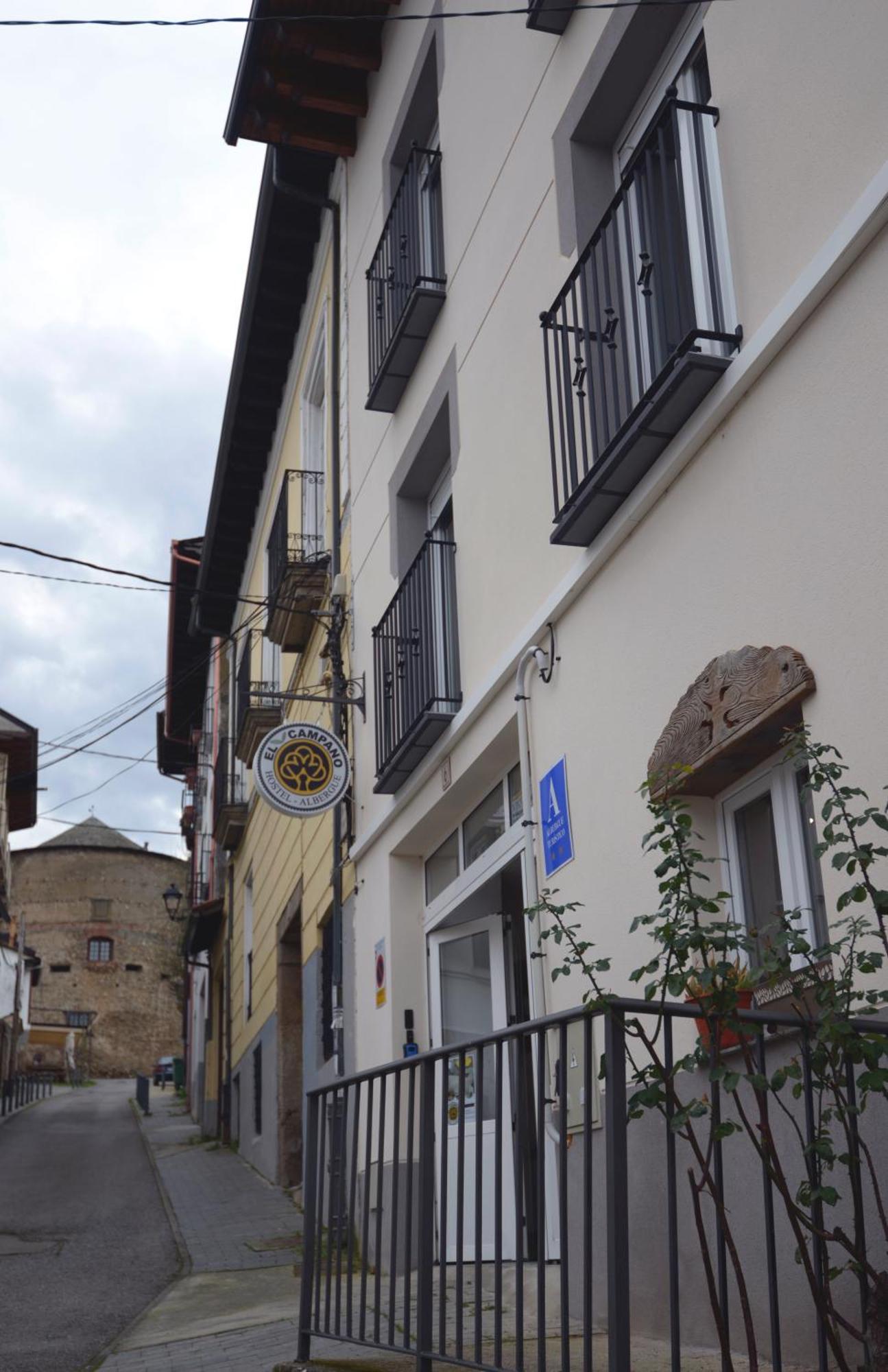 Hostel El Campano Villafranca Del Bierzo Exterior foto